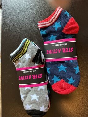 Step Active Women size 9-11 (2) 3 pack ankle socks